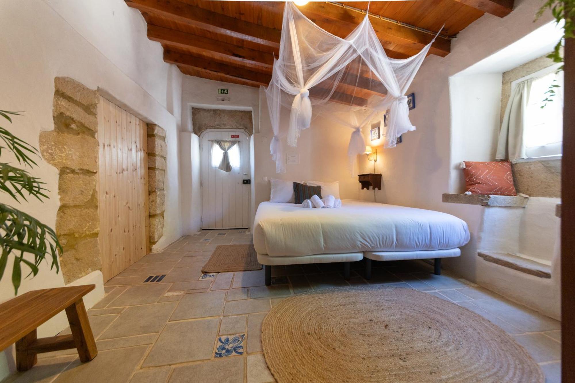 Alma Do Paco Bed and Breakfast Santo Isidoro Exteriör bild
