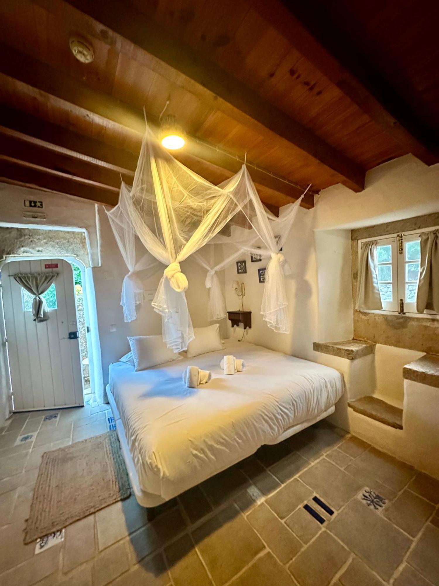 Alma Do Paco Bed and Breakfast Santo Isidoro Rum bild